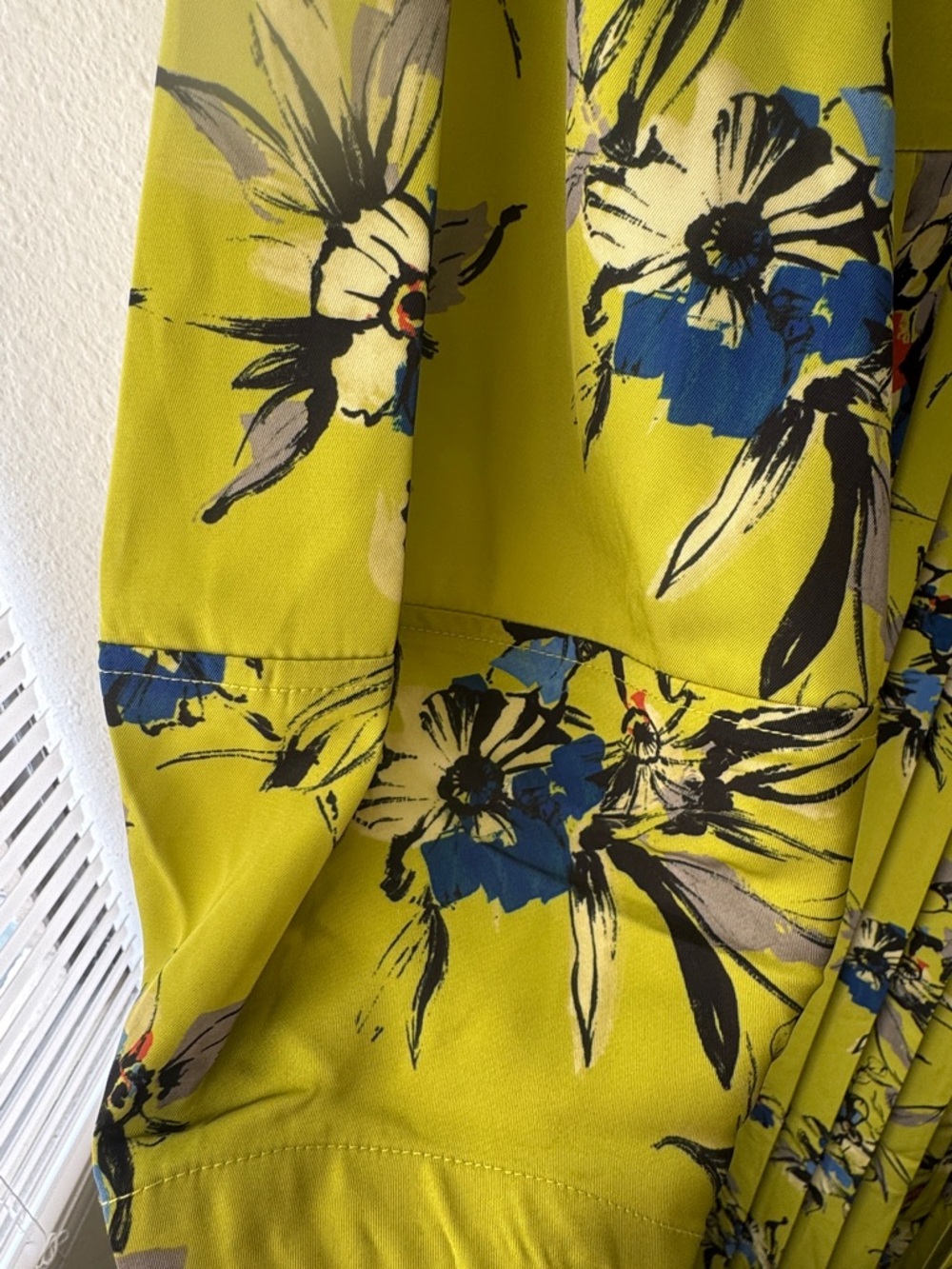 Tuckernuck Lime Floral Pleated Long-Sleeve Shirtdress - Picture 5 of 10